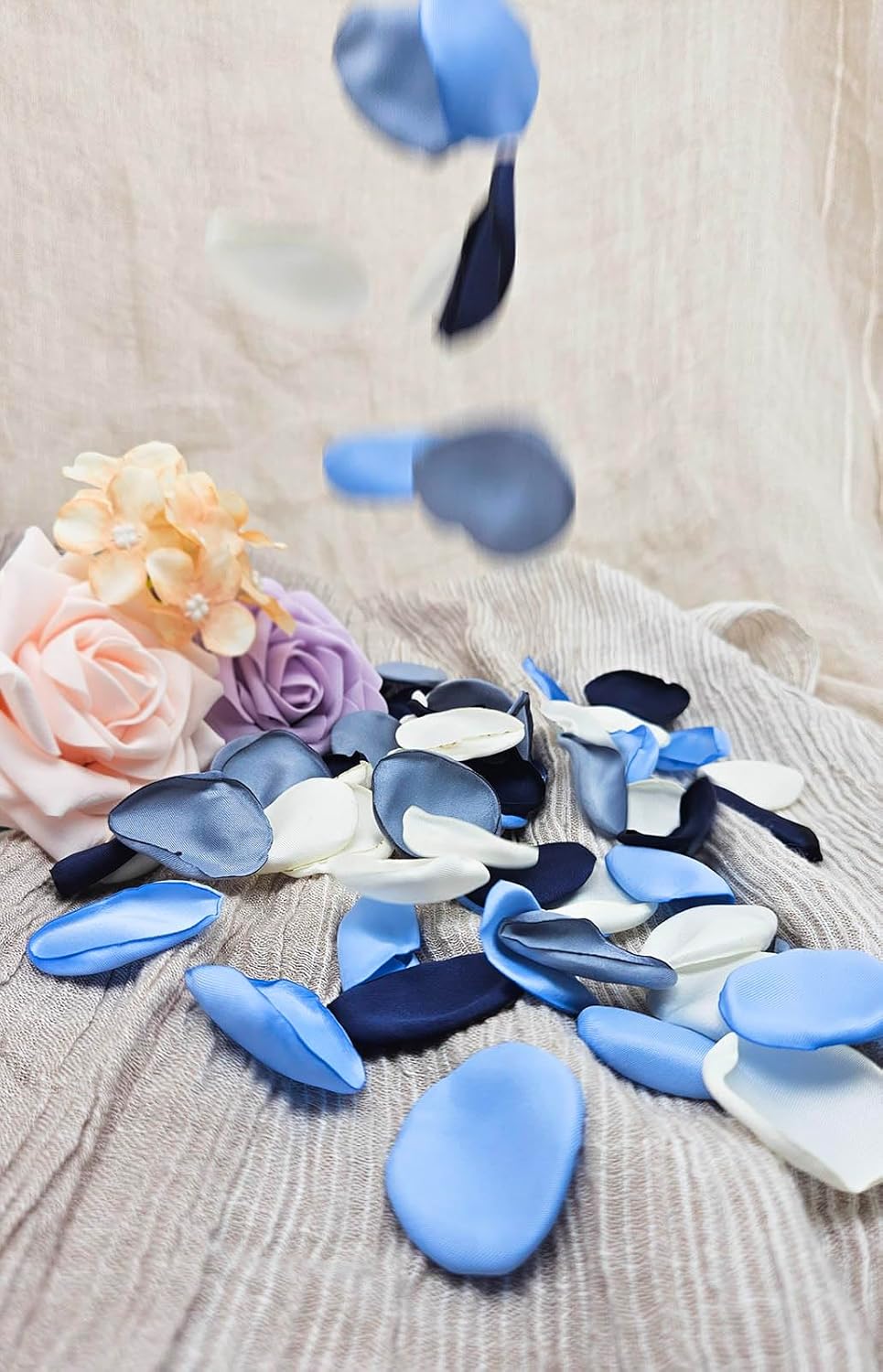 ZOOYOO 200Pcs Silk Rose Flower Petals for Valentaine's Day,Wedding Flower Gril Basket,Aisle Scatter,Table Centerpieces,Romantic Night Decoration,3.5cm Each(Blue Series