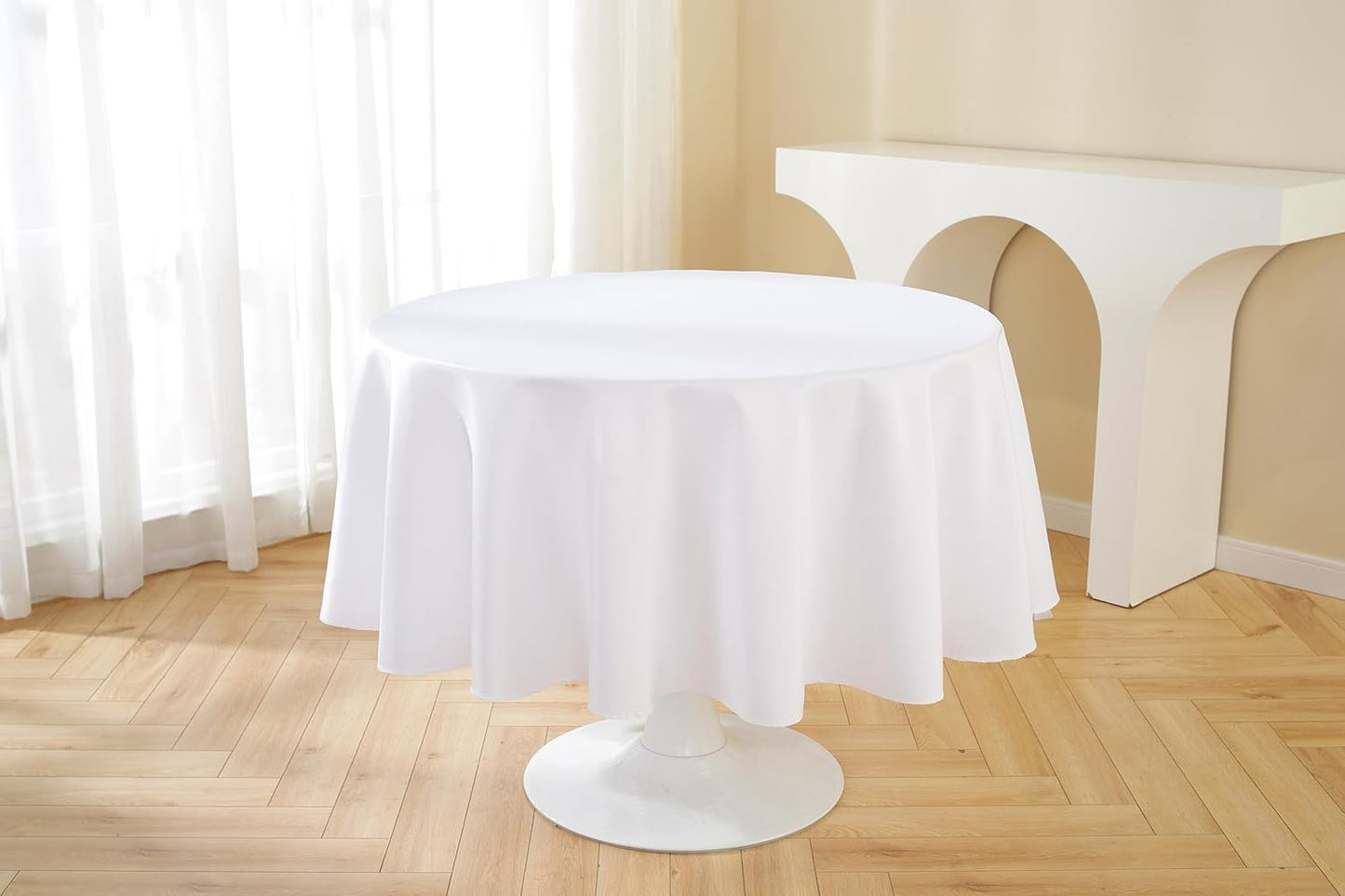 Craft And Party Round Tablecloth, 70 Inch White Tablecloth, Polyester Fabric Washable Table Cloth for Home, Party, Wedding or Restaurant Use.