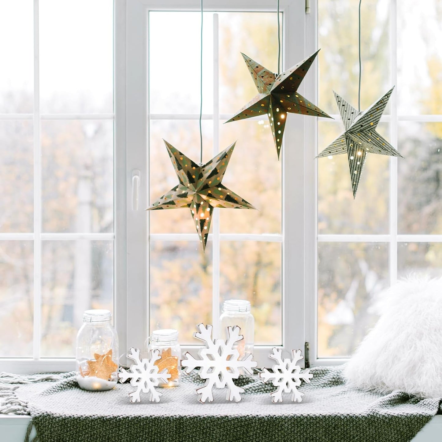 Snowflake Decorations Christmas Decor 6Pcs Winter White Wooden Snowflakes Standing Christmas Tiered Tray Decor Winter Wonderland Decorations for Indoor Home Xmas Table Shelf Fireplace Mantel