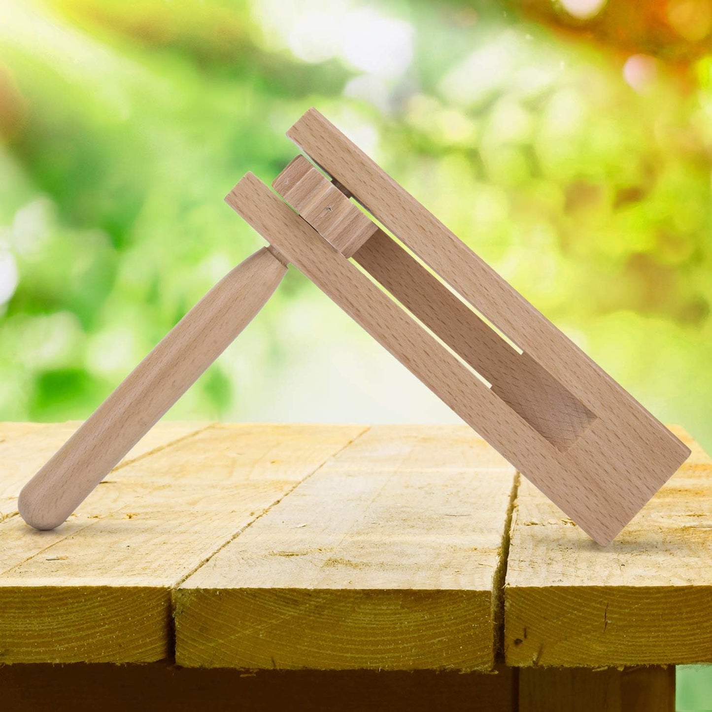 Traditional Matraca Toy - Wooden Spinning Rattle Ratchet Noise Maker for Games, Parties and Sports