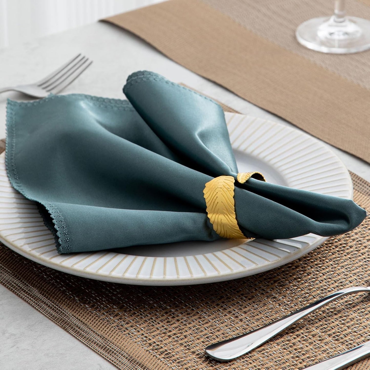 Gold Leaf Napkin Rings Set of 8, Metal Leaves Napkin Ring