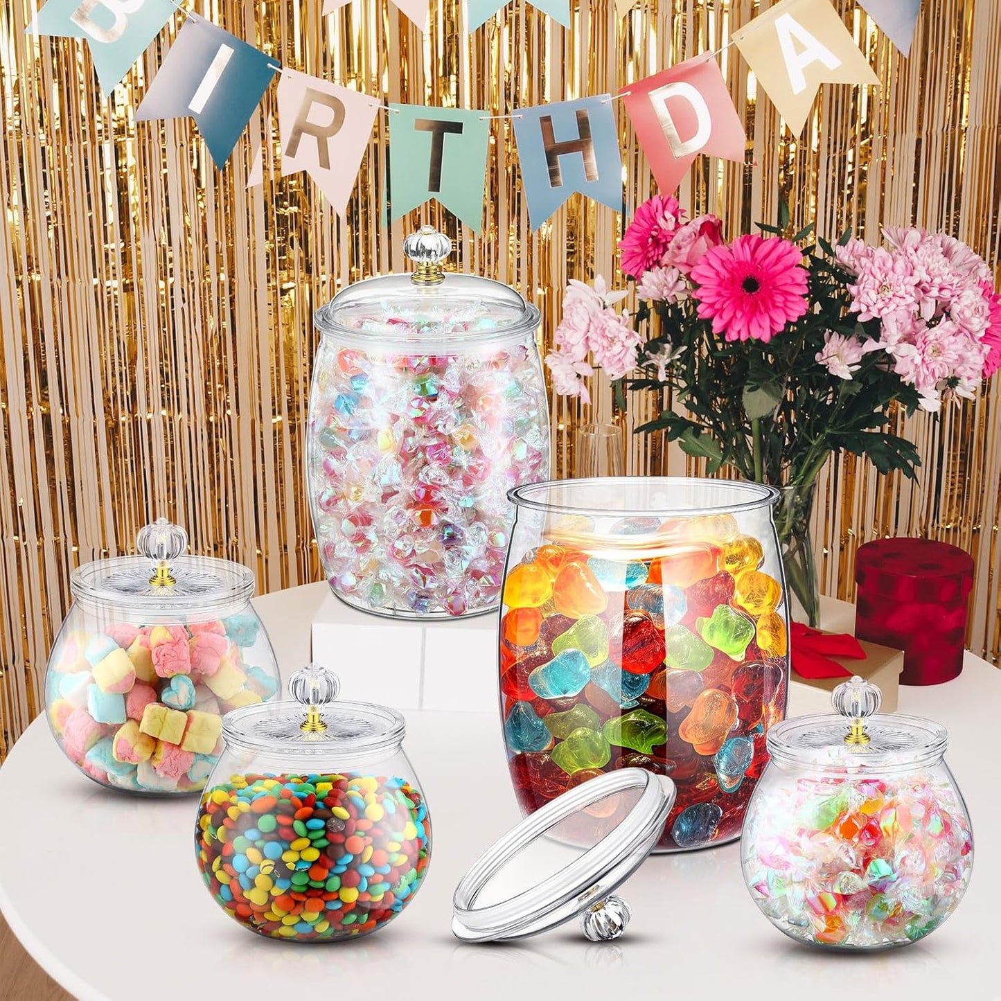 Nuogo 6 Pcs Plastic Candy and Cookie Jar with Lids Decorative Apothecary Jars Candy Buffet Containers Clear Airtight Food Storage Canister Home Decoration(30/42/64 oz,Classic, Stylish)