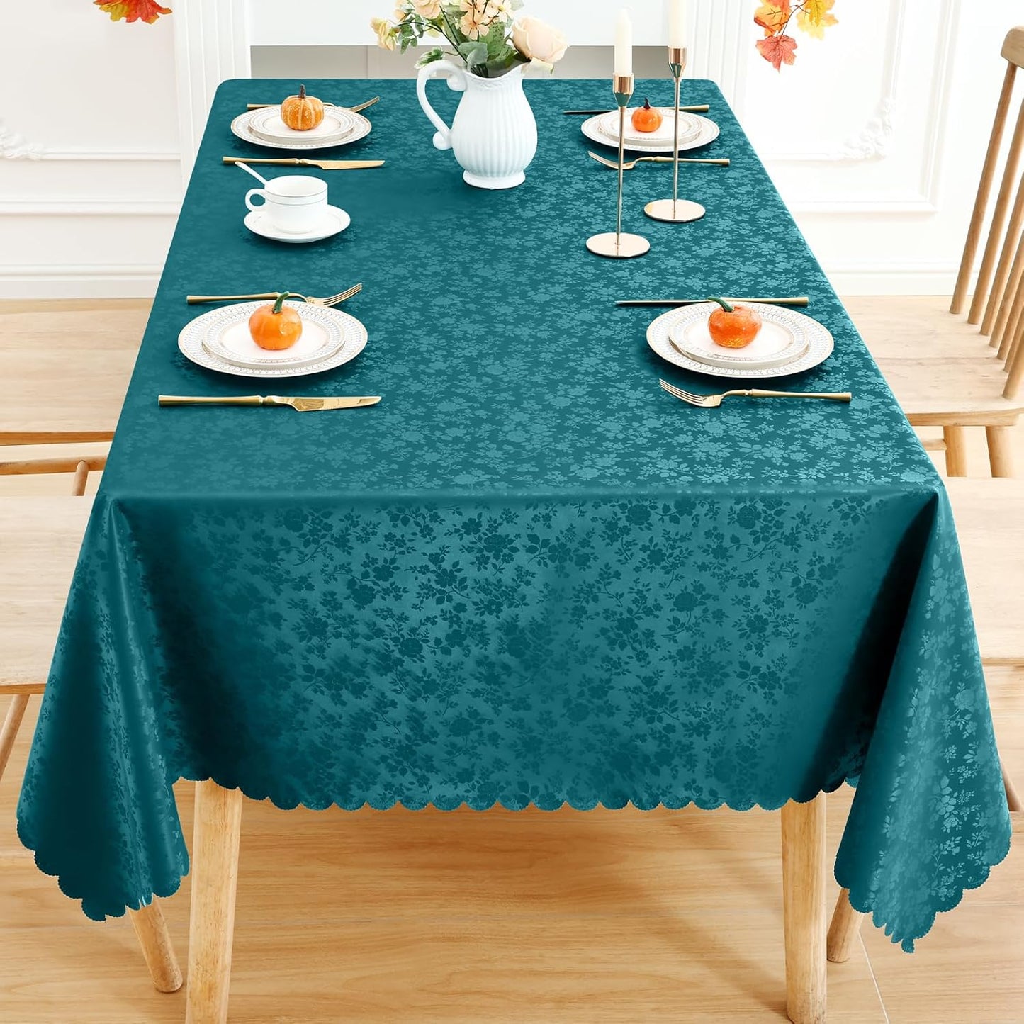 Smiry Rectangle Table Cloth, Waterproof Heavy Duty Vinyl Tablecloths, Wipeable Washable Table Cover for Kitchen and Dining Room (Emerald Green, 60" X 120")