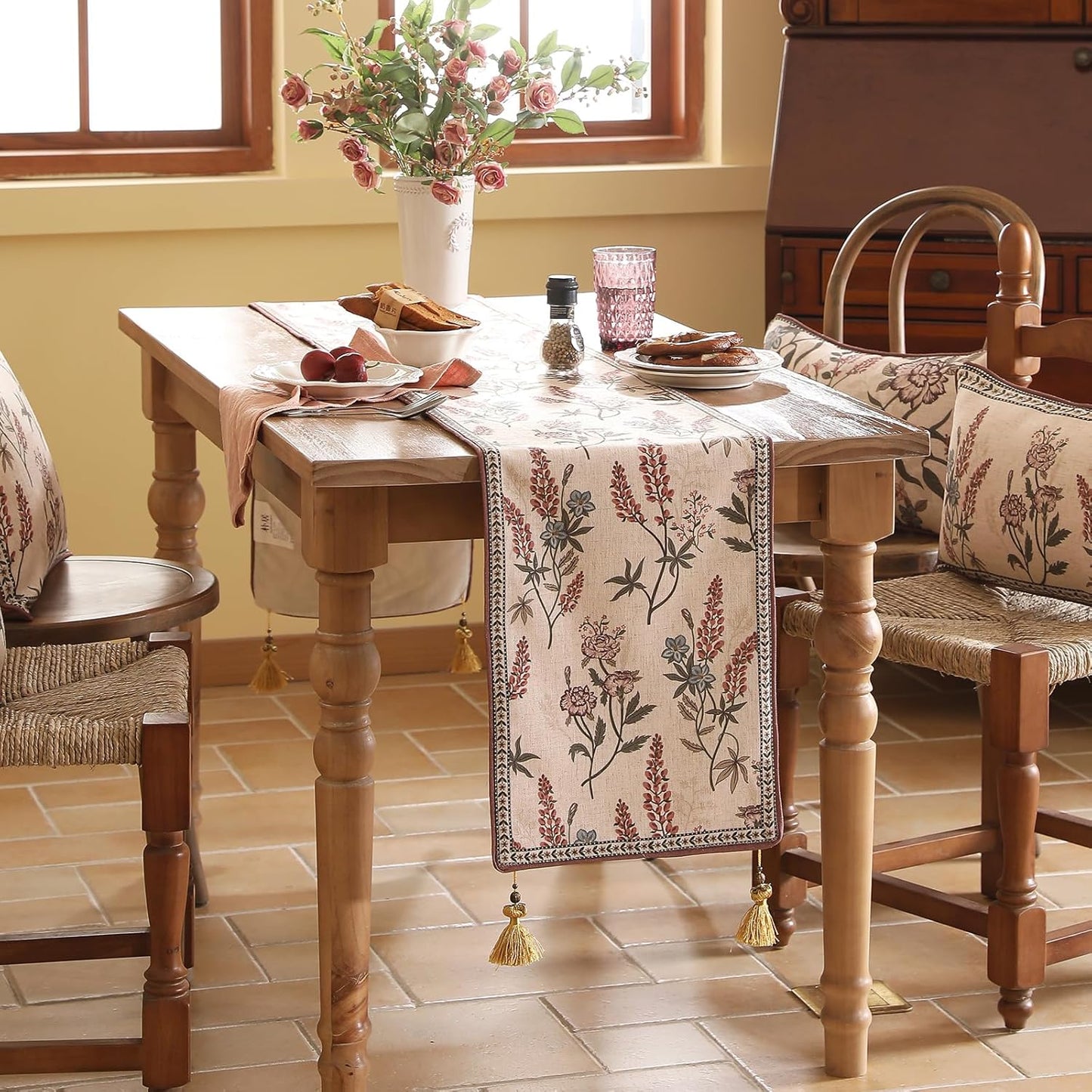 ISAENNE Designer Light Beige Linen Table Runner 102 Inches Long,Vintage Floral Wrinkle Resistant Decor Table Runners for Dining Tables,Christmas,Thanksgiving,Kitchen Tables,12"*102"-Helena A