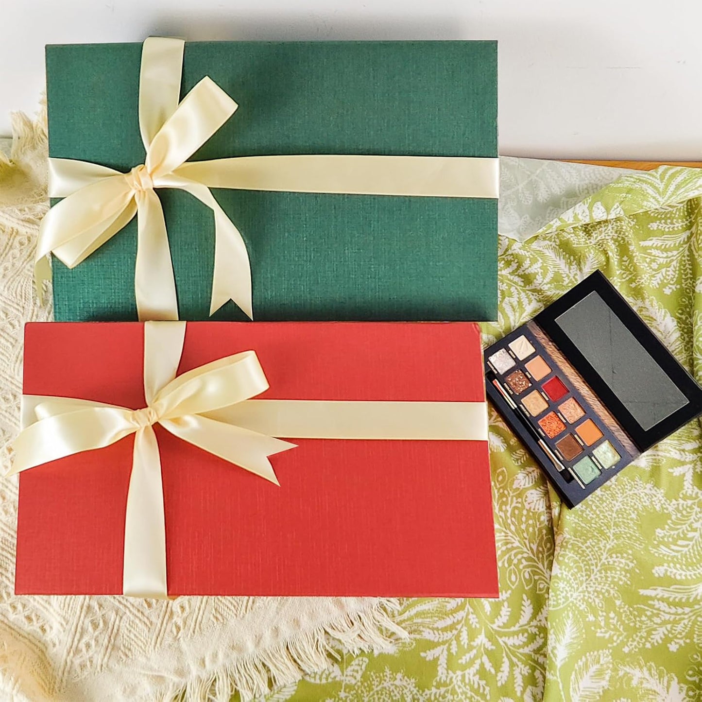 Rinrda Large Red Gift Box,13.75"x9"x4.5", Gift Boxes with Magnetic Lids for Presents Closure Gift Packing for Birthday,Christmas, Halloween,Wedding,Bridal Gifts,Mother's Day Gift Packging