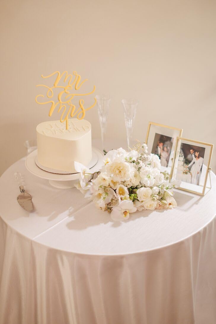 Mr and Mrs Cake Topper - Glitter Gold Acrylic Wedding Cake Decorations, Bride and Groom Cake Pick (Gold)