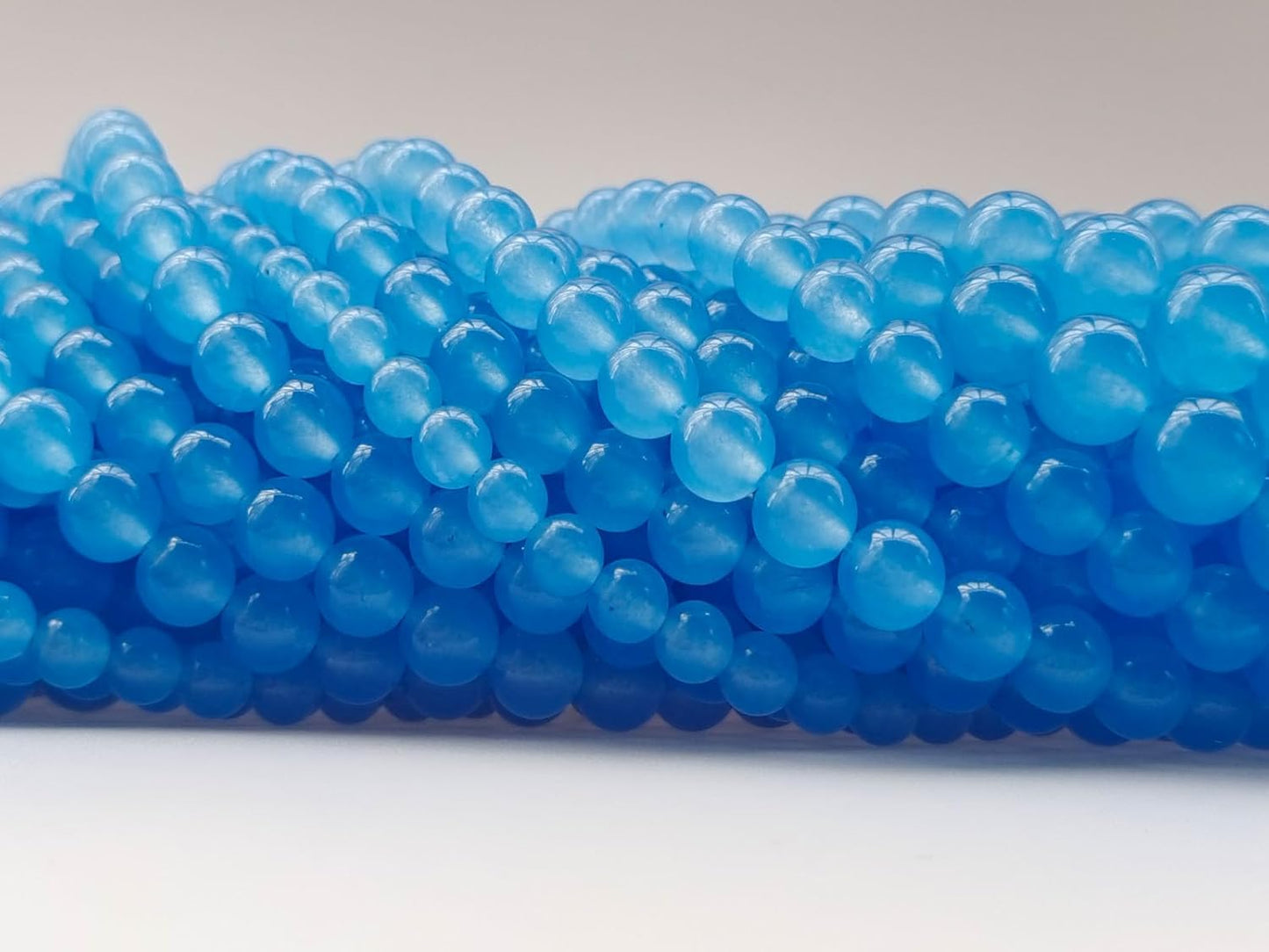Stone Beads 10mm 60pcs Light Blue Chalcedony Beads Round Loose Gemstones Beads for Bracelet Necklace Jewelry Making (10mm, 61028 Light Blue Chalcedony)