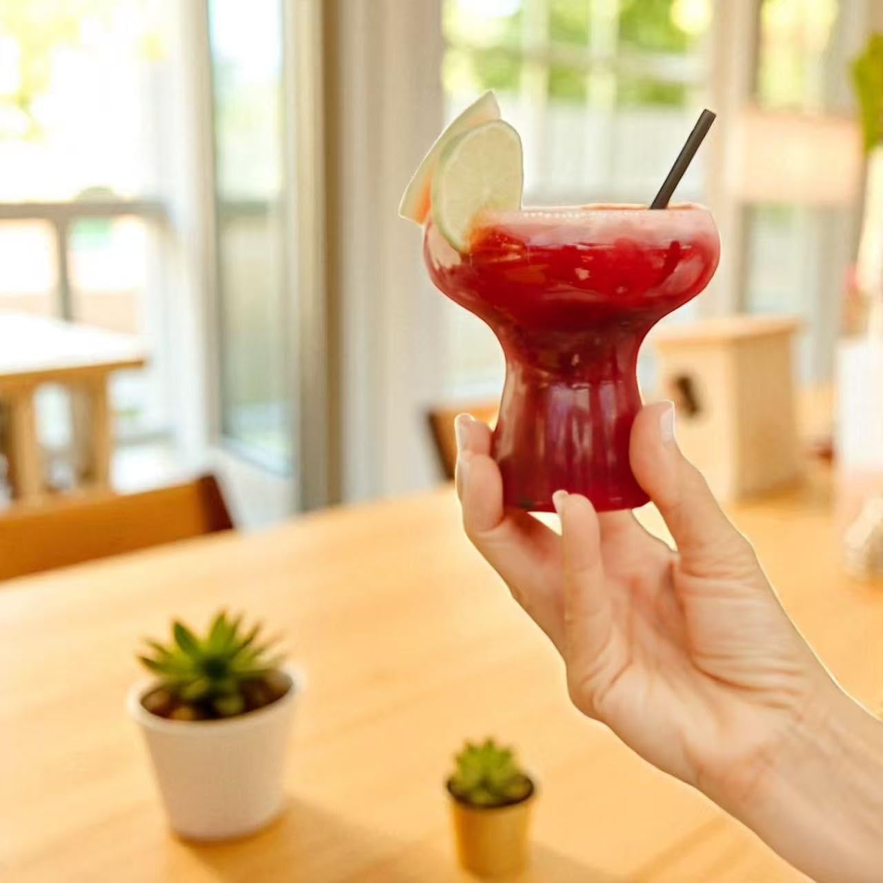 Lunara Clear Plastic Margarita Glasses, 11 oz, Set of 40, Disposable Party Cups for Cocktails (Pink Clear)