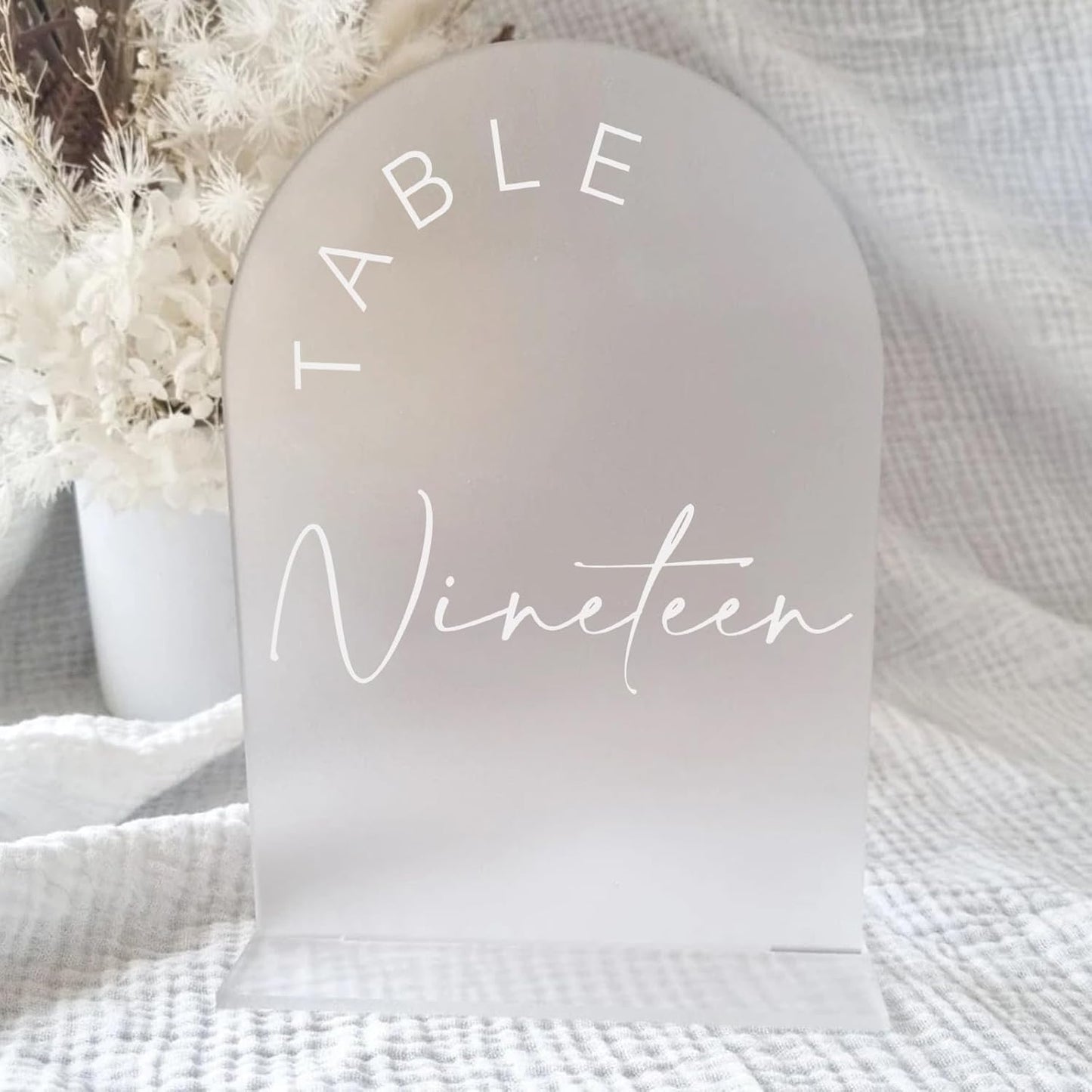 JINMURY Frosted Arch Wedding Table Numbers 1-10 with Stands, 5x7 Inch Frosted Arch Acrylic Sign with White Letters, Arched Acrylic Table Numbers for Wedding Reception