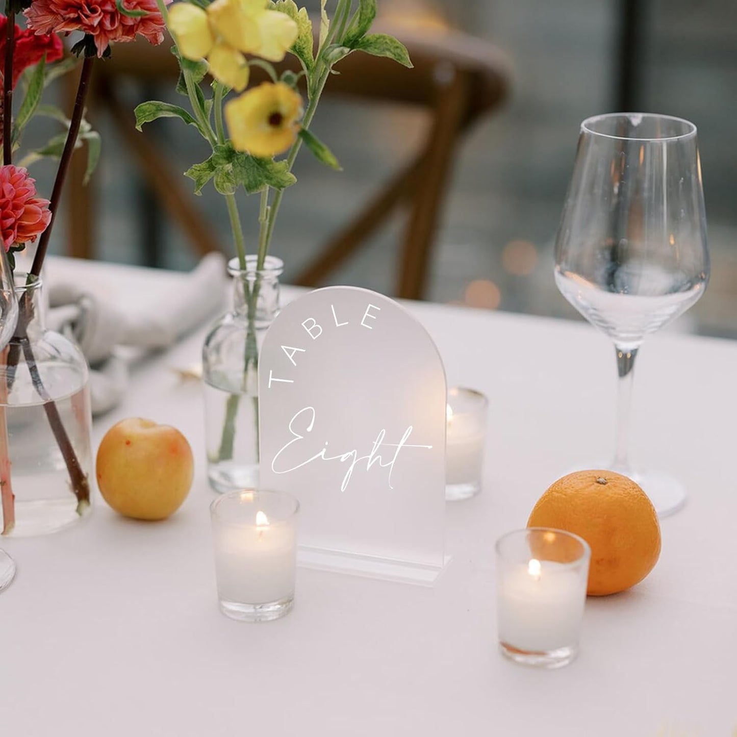 JINMURY Frosted Arch Wedding Table Numbers 1-25 with Stands, 5x7 Inch Frosted Arch Acrylic Sign with White Letters, Arched Acrylic Table Numbers for Wedding Reception