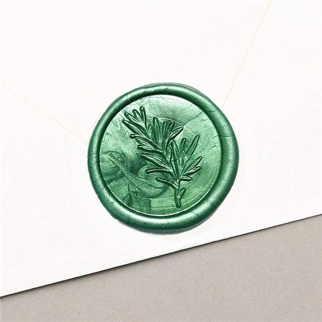 UNIQOOO Mailable Glue Gun Sealing Wax Sticks for Wax Seal Stamp - Metallic Botanical Green, Great for Birthday Cards, Wedding Invitations, Envelope, Snail Mail, Wine Package, Xmas Gift Idea, Pack of 8