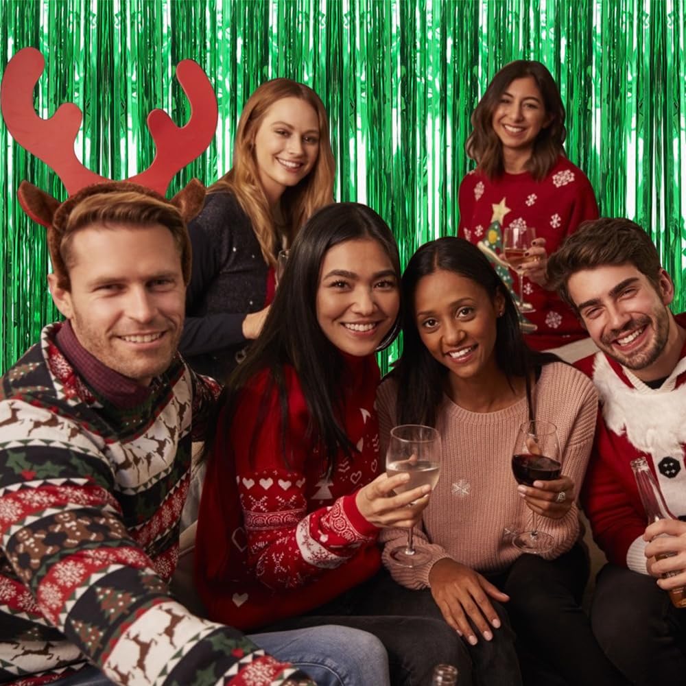 3 Pack Green Backdrop Tinsel Curtain Party Streamers Jungle Party Decorations Foil Fringe Green Backdrop for Birthday Christmas Dinosaur Animal St Patrick's Day Football Party Decorations