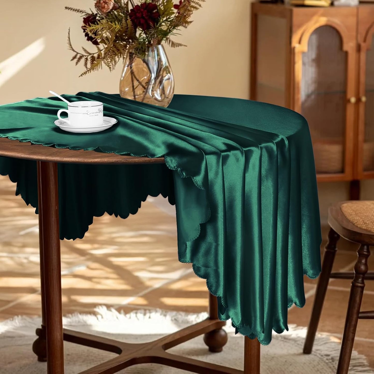 KKJIAF 1 Pack Round Table Cloths 90 Inch, Hunter Green Overlay Round Satin Table Cover, Silky Satin Dining Tablecloths for Wedding Buffet Parties Banquet Decoration