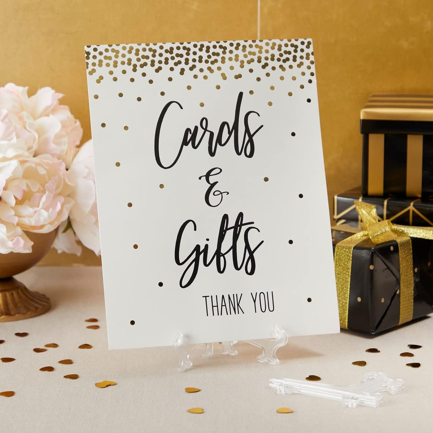 Juvale Clear Mini Easels for Place Cards - 4-Inch Clear Plastic, Pack of 24 - Easels for Pictures - Picture Holders for Tables