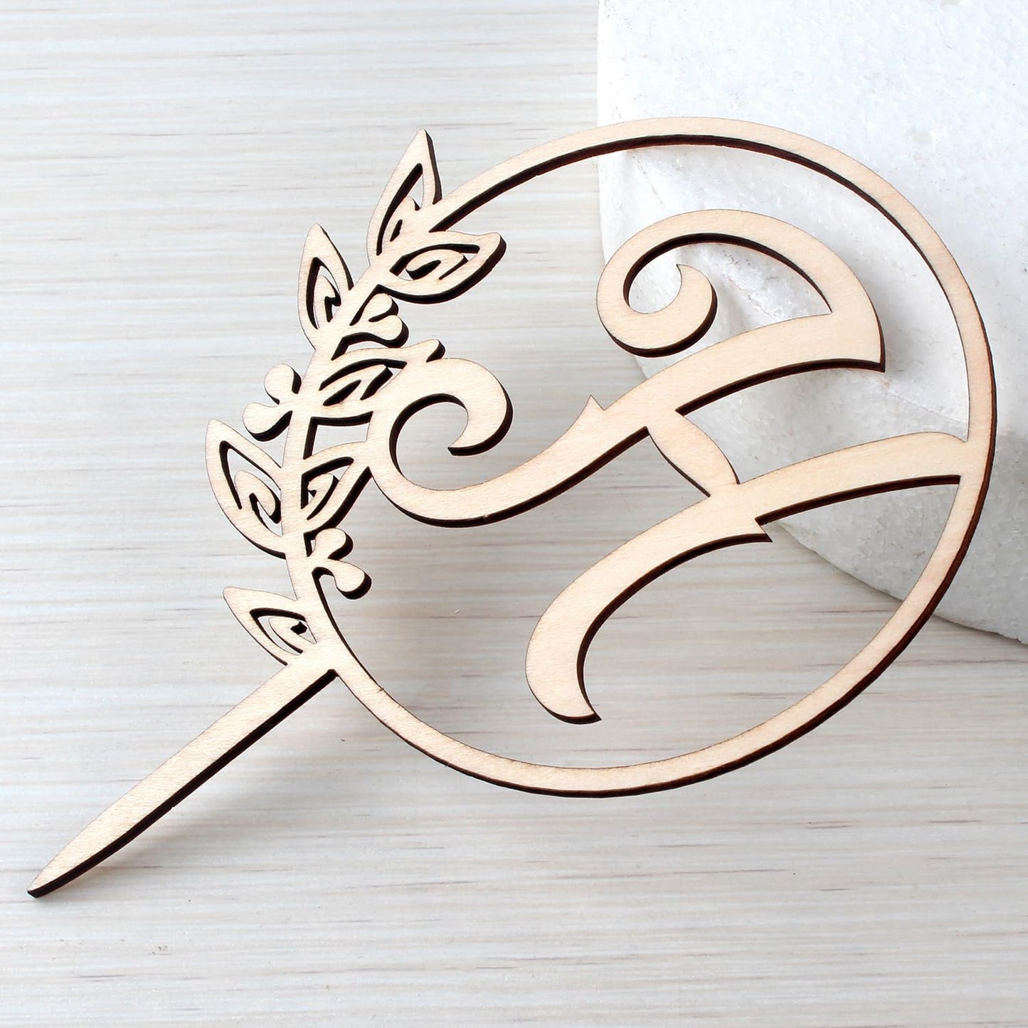 LINGTEER Personalized Inital Letter H Wooden Cake Topper Perfect for Birthday Rustic Wedding Anniversary Party Keepsake Decoration