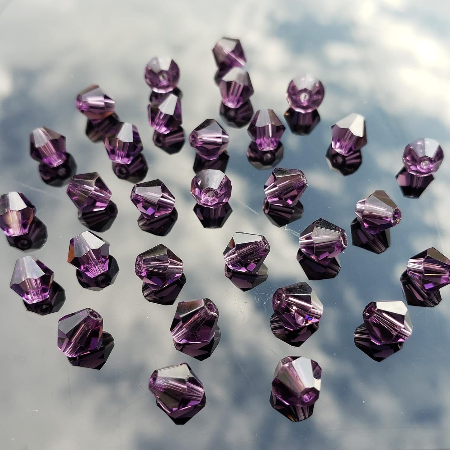 6mm Bicone 450Pcs Violet Crystal Glass Beads Faceted Bicone Shape Crystal Glass Spacer Beads for Bracelet Necklace Decorative Hand Jewelry Making (Violet, 6MM)