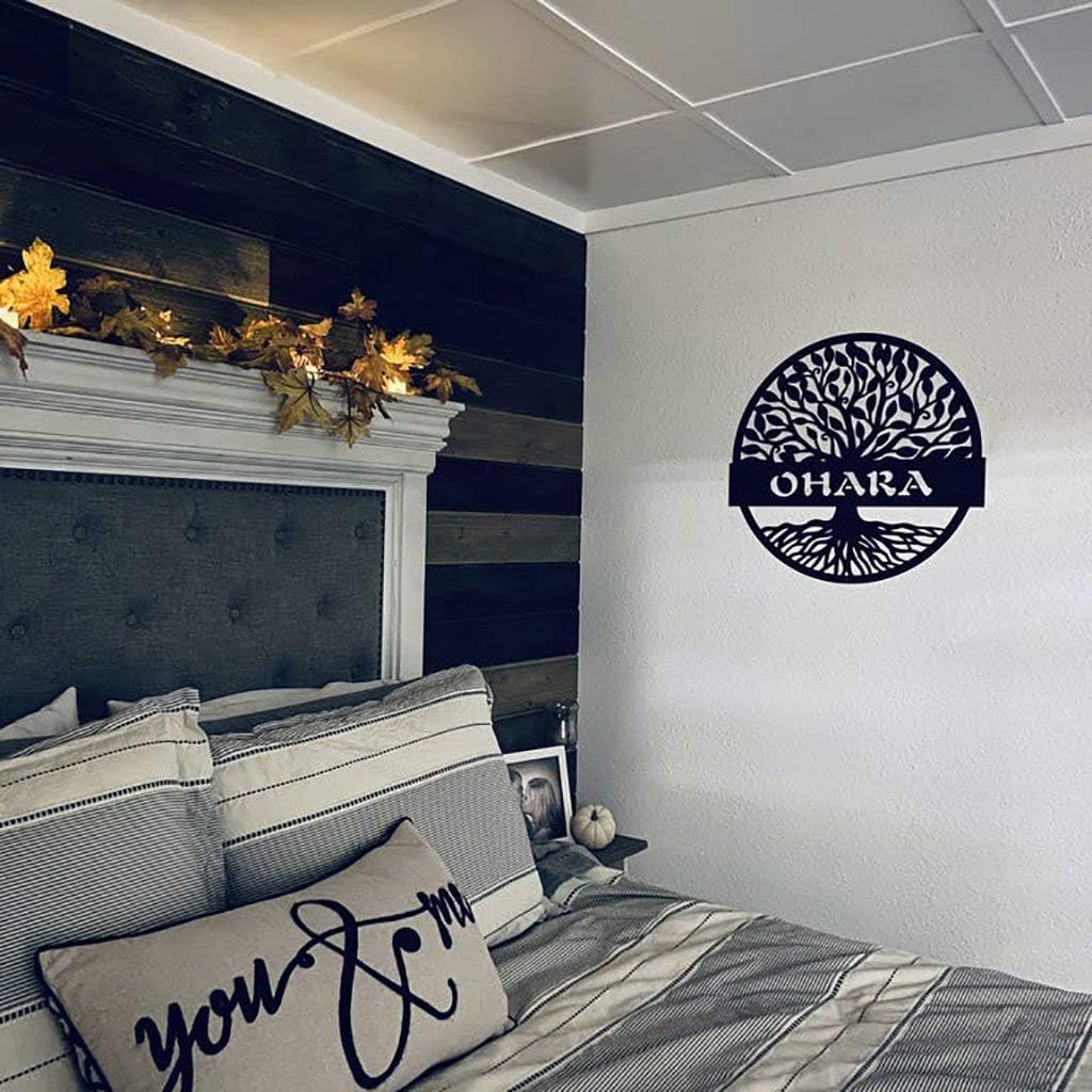 RealSteel Personalized Metal Wall Art - Custom Tree of Life Design with Family Name - Circular Metal Sign - Personalized Wedding, Anniversary, or Housewarming Gift - Black, 24"