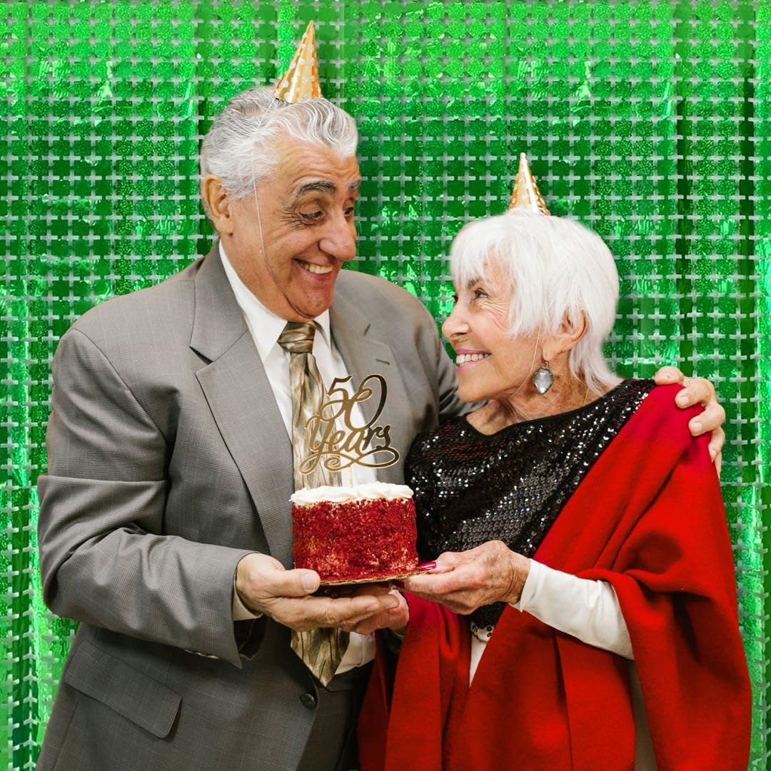 Square Tinsel Curtain Party Backdrop - 10pcs Glitter Foil Fringe Curtain Party Decor Green Photo Booth Backdrop Streamers for Halloween, Christmas, Birthday, Graduation, Wedding Party Decorations