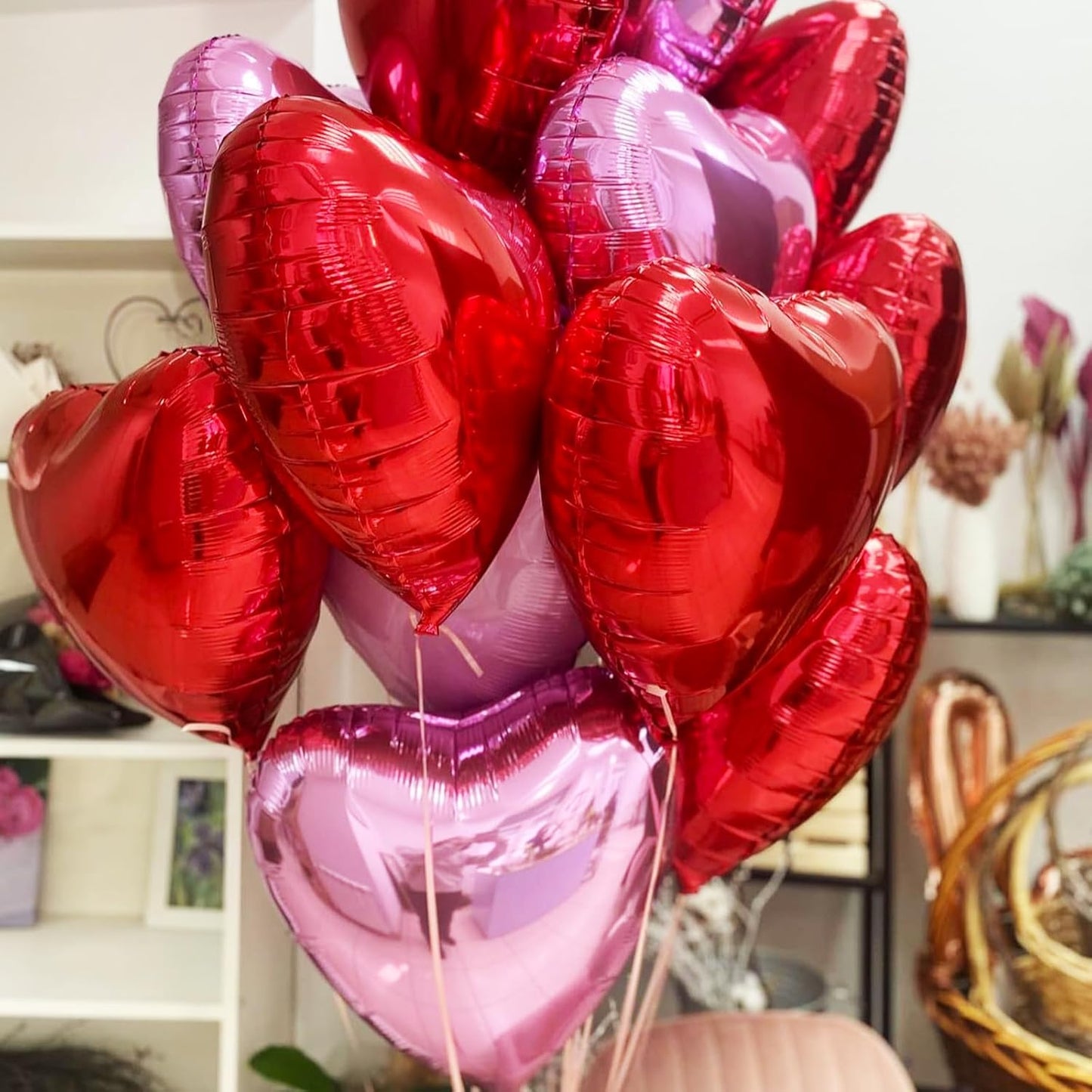 TAOYE Hot Pink Foil Heart Balloons, 18 Inch 12 Pcs Red and Pink Mylar Heart Shape Balloons Large Hot Pink Light Pink and Red Heart Balloons Party Decoration for Birthday Weding Anniversary Valentine