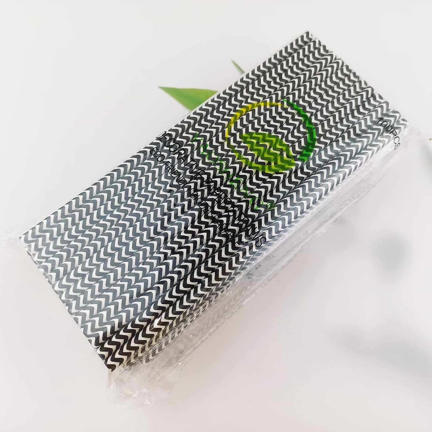 YAOSHENG Premium Disposable Waves Striped Drinking Paper Straws, Pack 100 Black Waves Paper Straws for Cocktail Party Supplies,Birthday,Bridal/Baby Shower,Juice,Shakes (Black Waves)