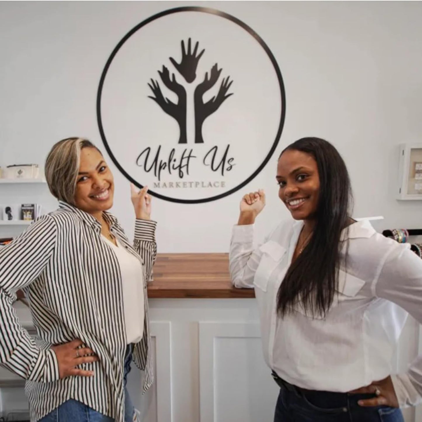 Personalized Acrylic Sign – Modern Logo for Reception Wall