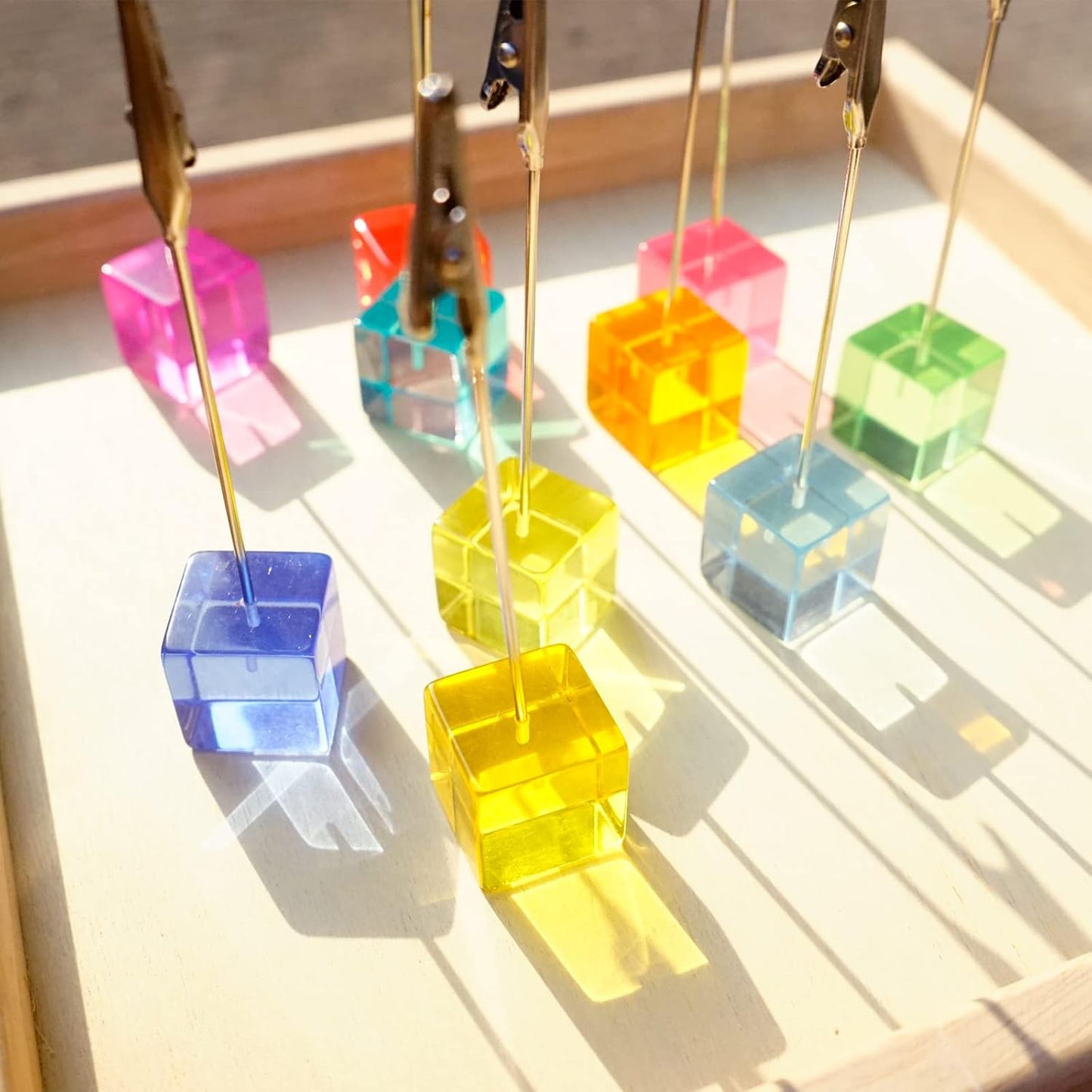 Desktop Picture Holders, 10 pcs Rainbow Colors Polaroid Photo Clip Stand for Paper Name Place Card Postcard Memo Menu Note Memory Photo Christmas Wedding Number Card Display with High Clear Cube Base