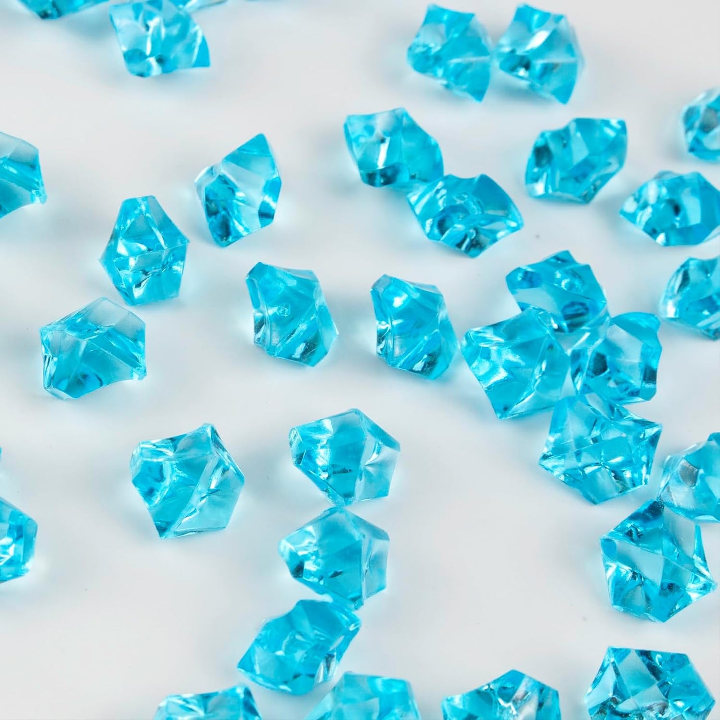 820 PCS Blue Fake Ice,0.43x0.55 Inch,1.1 lbs Acrylic Crystal Gemstones for Decoration, Photography, Vase Filling, and Parties,Non-Toxic and Reusable