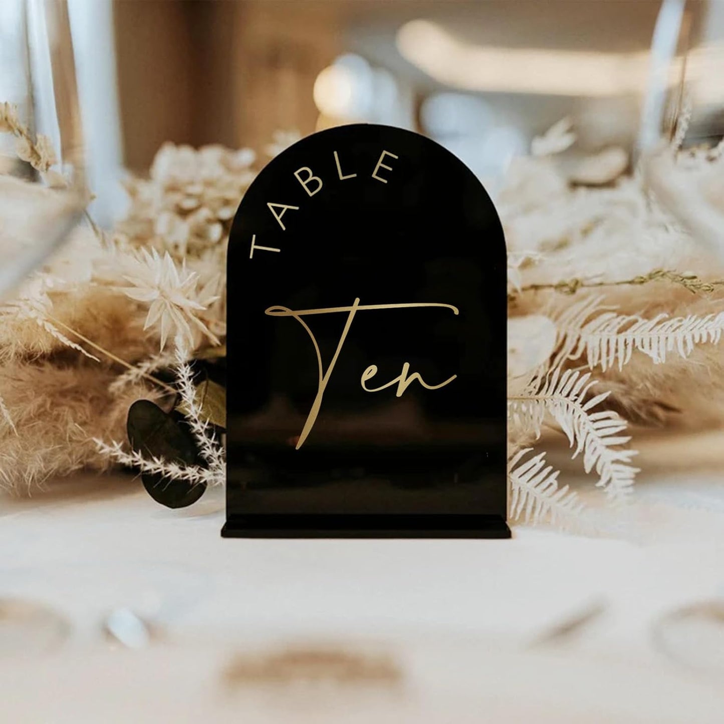 Black Arch Wedding Table Numbers 1-15 with Stands, 5x7 Inch Black Acrylic Sign with Gold Letters, Arched Acrylic Table Numbers for Wedding Reception