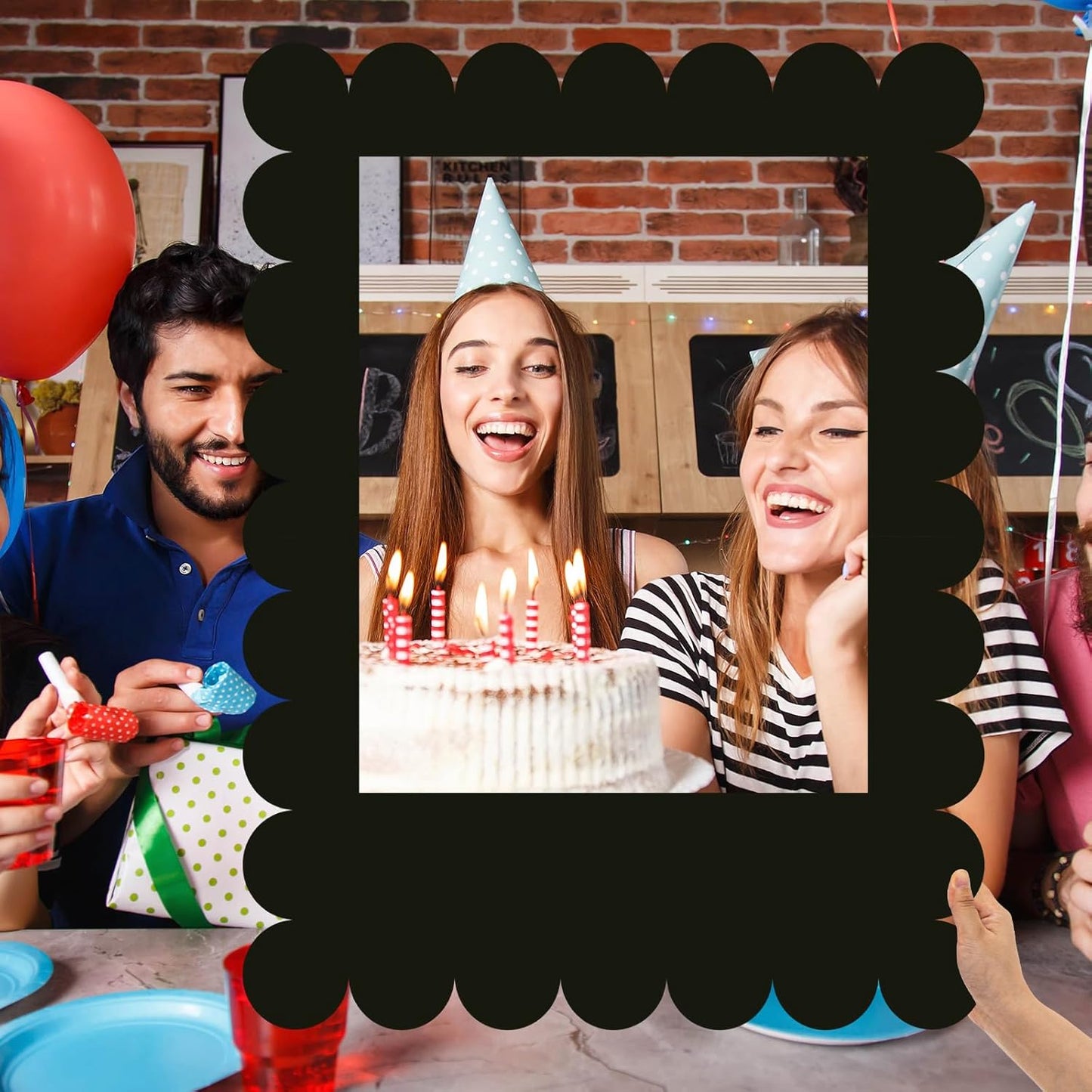 32 x 24 Inch Large Blank DIY Photo Booth Props Picture Frame Party Frame DIY Photo Booth Props Selfie for Birthday, Graduation, Christmas Holiday Party(Black,Scalloped)