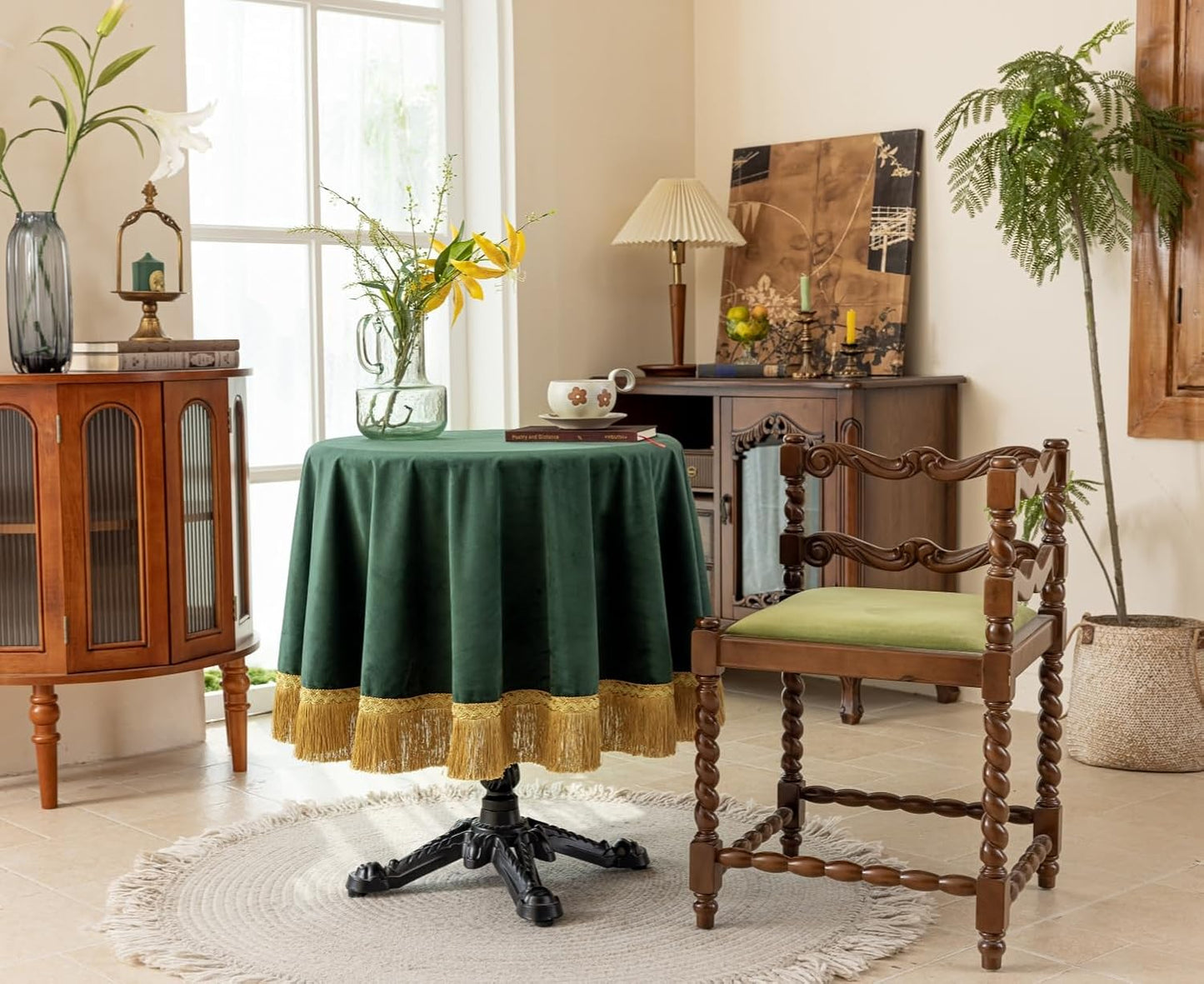 F-CHU Green Tablecloth Thickset Velvet Tablecloth with Beautiful Gold Tassels Vintage Table Cloth for Home Decor Wedding, Party, Banquet and Events 70" Round