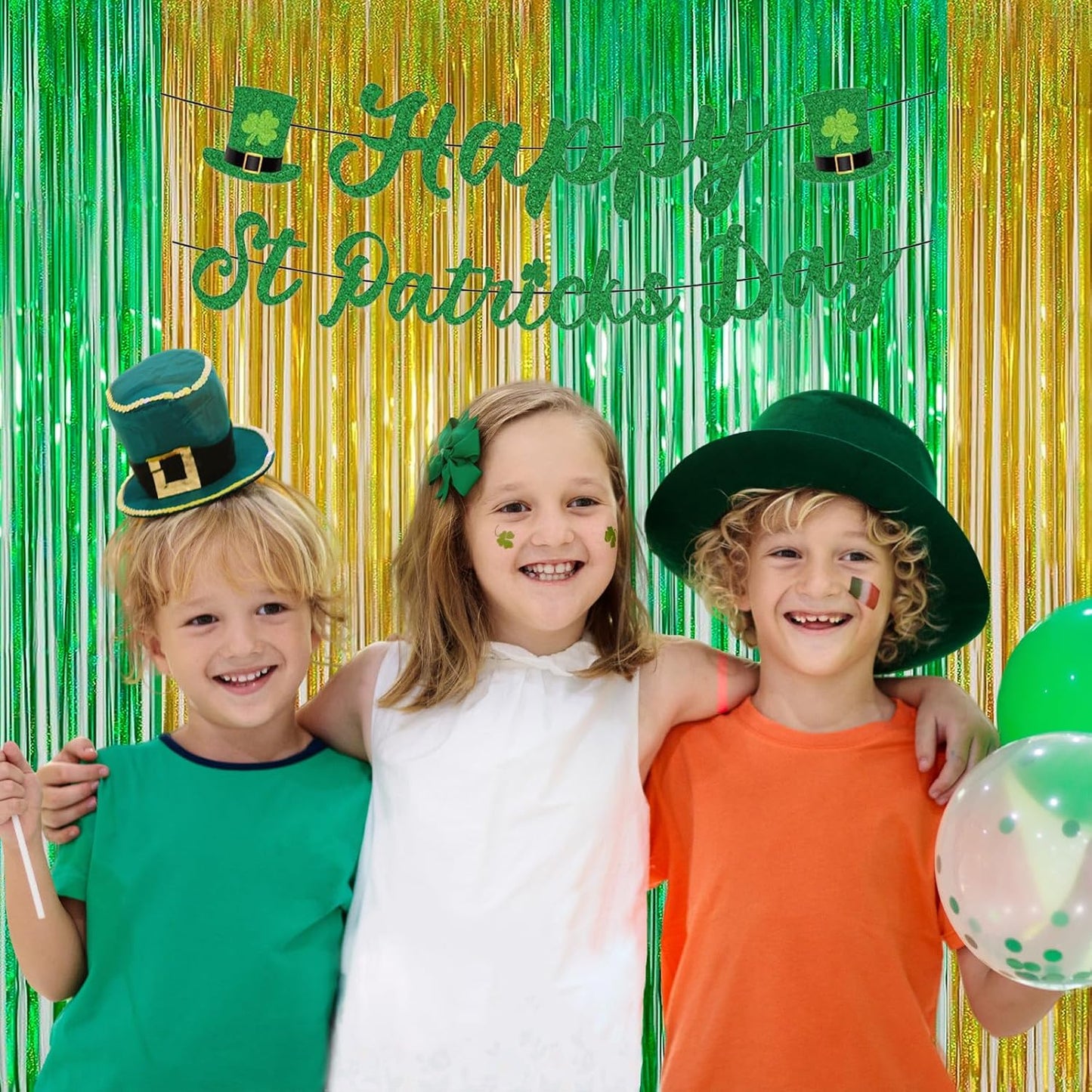 Melsan Foil Curtain Backdrop, 2 Pack 3.2 ft x 8.2 ft Tinsel Foil Fringe Curtains, Sparkle Metallic Foil Fringe Curtains for St Patricks Day Decorations Photo Booth Props Decoration, Green