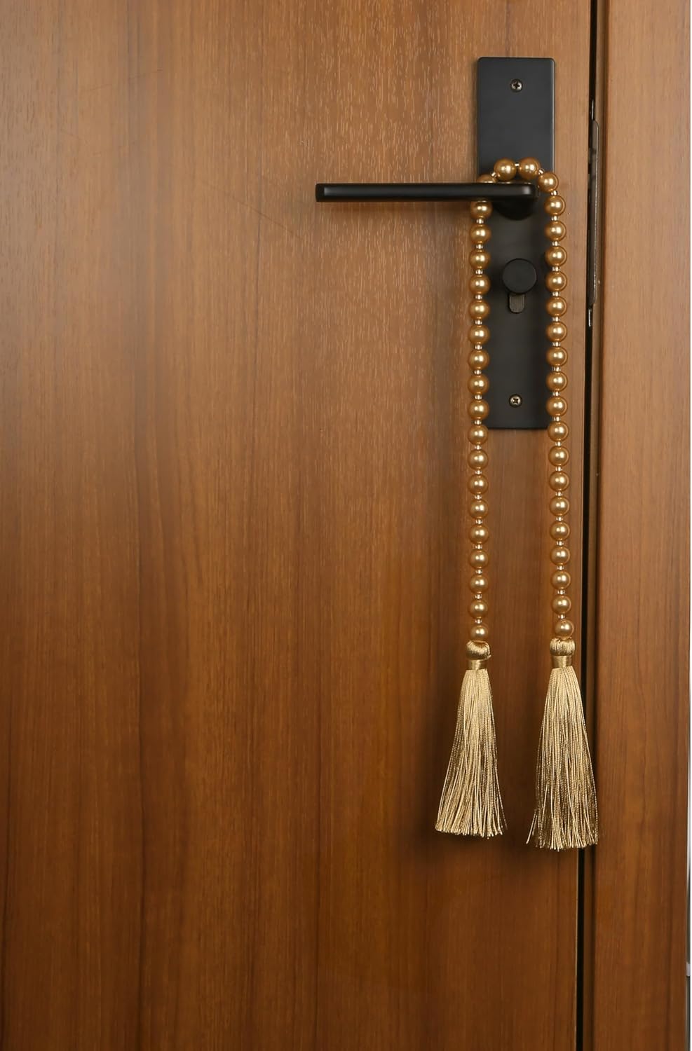 Fenghuangwu 34 Inch Pearl Glass Bead Garland with Tassels - Elegant Boho Table Decor, Fringe Wall Hanging for Wedding, Party, Farmhouse Rustic Prayer Bead Home Decoration(1 Pack,Champagne Gold)