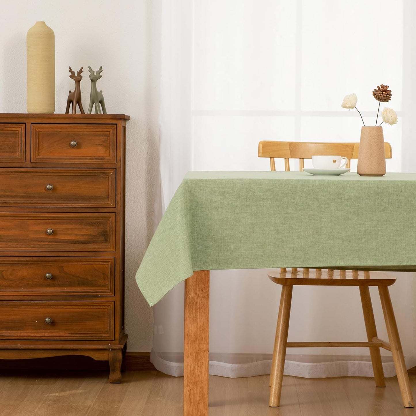 Hiasan Faux Linen Rectangle Tablecloth - Wrinkle and Stain Resistant Washable Table Cloth for Kitchen Dining Room Holiday Table Cover for Dinner, Green, 60 x 102 Inch