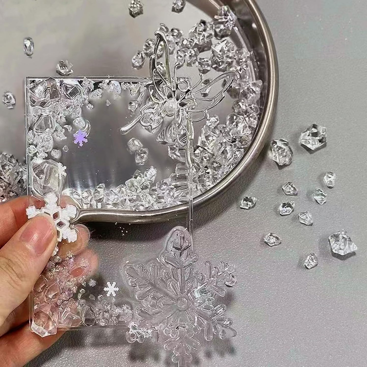 1000Pcs Clear Fake Crush Ice Rocks, Mini Vase Fillers Small Acrylic Diamonds for Centerpieces Home Party Table Scatter, 0.5in Plastic Gems for DIY Crafts