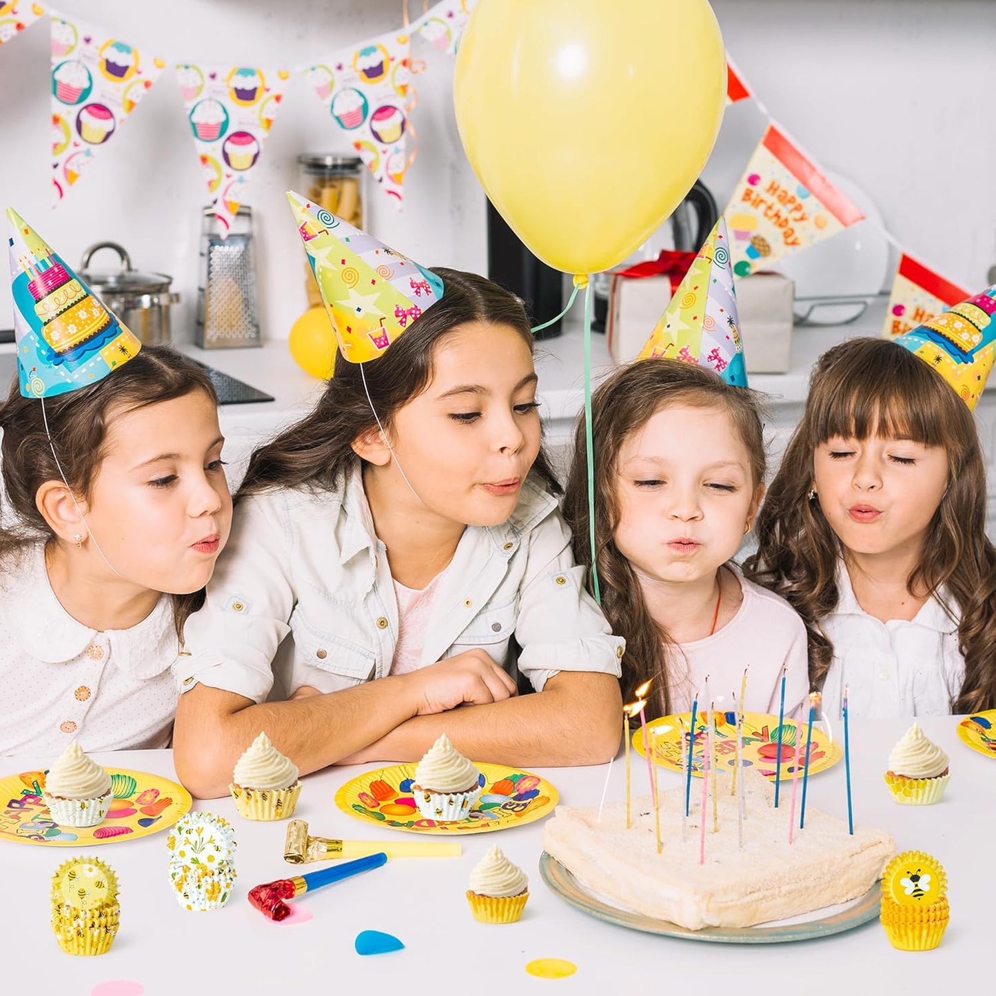 COcnny Bee Mini Cupcake Liners - 600pcs Summer Baking Cups Muffin Paper Cupcakes Wrappers for Birthday Party, Yellow Honey Candy Cake Chocolate Wrap Making Supplies for Baby Shower Wedding (10 Styles)