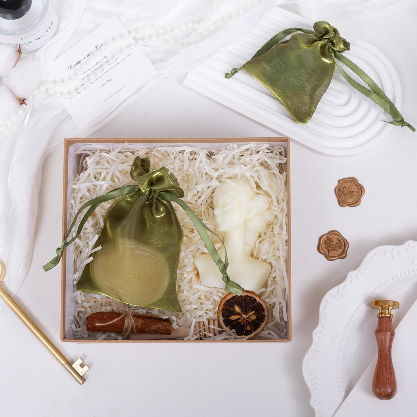 QIANF 20 Pcs Moss Green Small Organza Bags 4X6 inch for Wedding Favors with Drawstring, Mini Mesh Gift Bags Jewelry Pouch for Candy Bridal Shower Party Favor Baby Shower Christmas