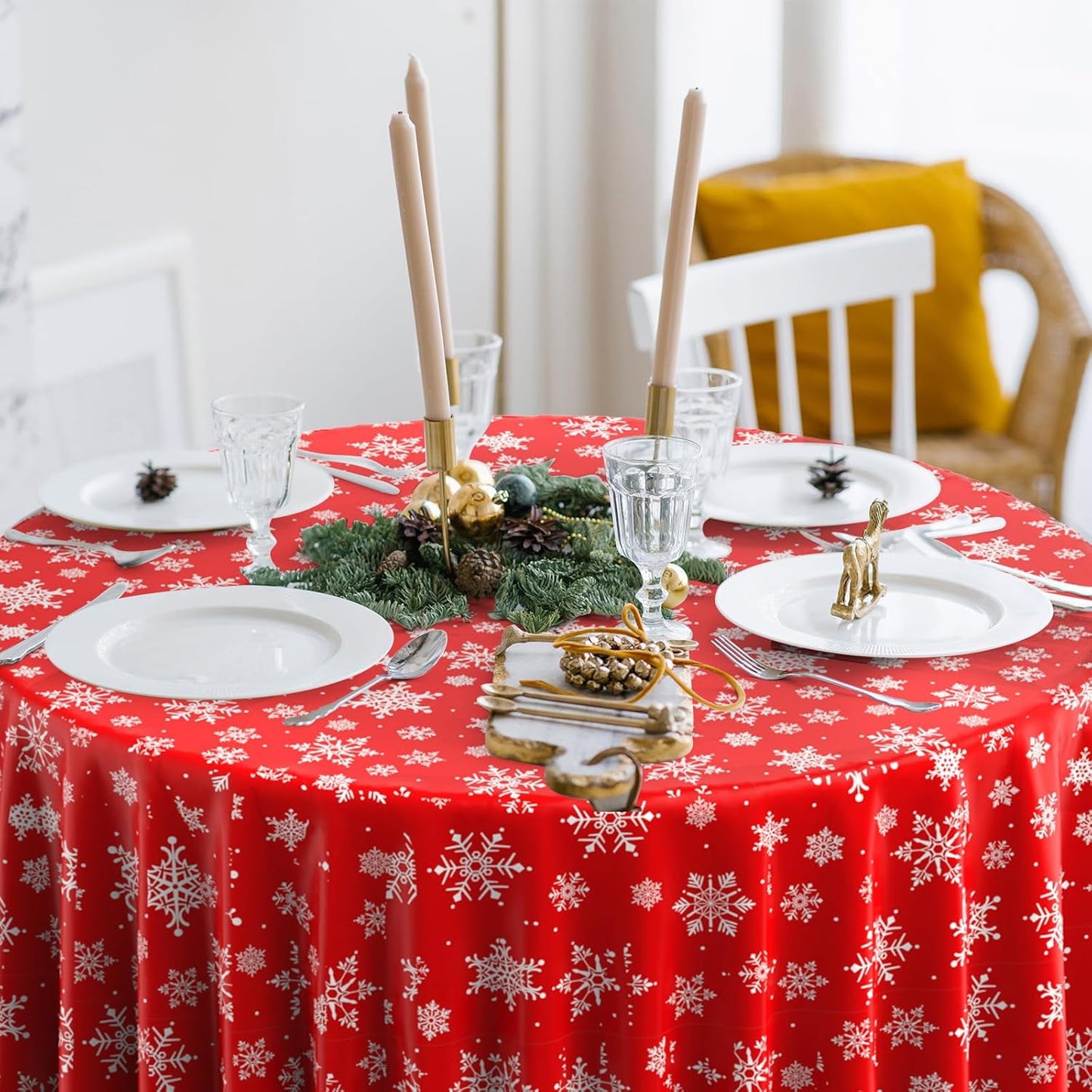 3 Pieces Christmas Snowflake Plastic Party Tablecloth Decorations, Disposable White Snowflake Red Xmas Round Table Cover Backdrop for Winter Christmas Holiday New Year Party Supplies,84 inch (Red)