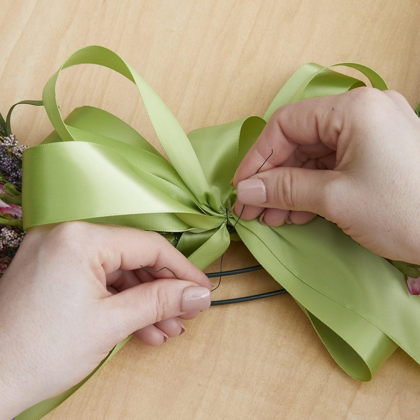 FloraCraft 24 Gauge Floral Wire 0.5 Pound Spool Green