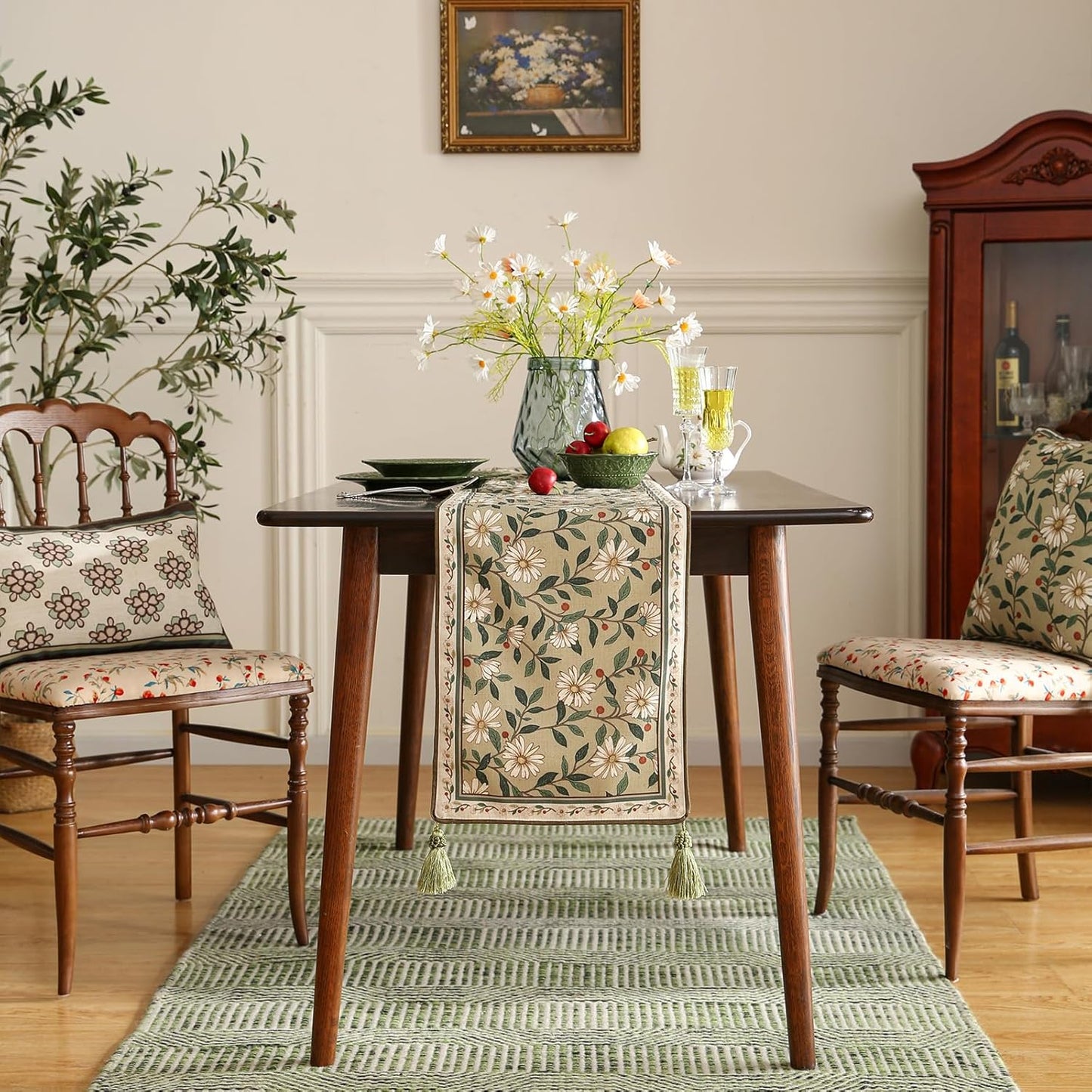 ISAENNE Designer Green Elegant Linen Table Runner 87 Inches Long,Flower and Leaves Pattern Wrinkle Resistant Table Runners for Dining Tables,Thanksgiving,Kitchen Tables,Christmas,12"*87"-Brune