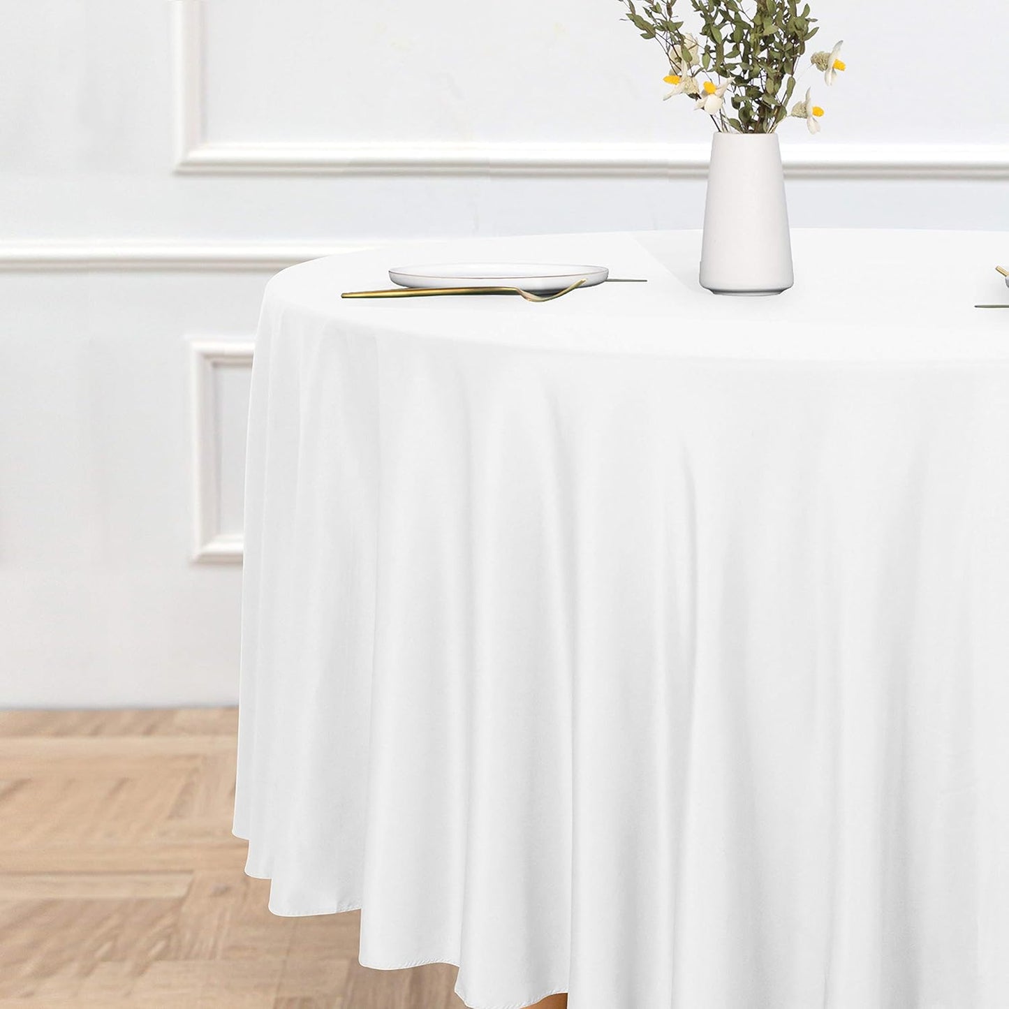 sancua Round Tablecloth - 108 Inch - Water Resistant Spill Proof Washable Polyester Table Cloth Decorative Fabric Table Cover for Dining Tables, Buffet Parties and Camping, White