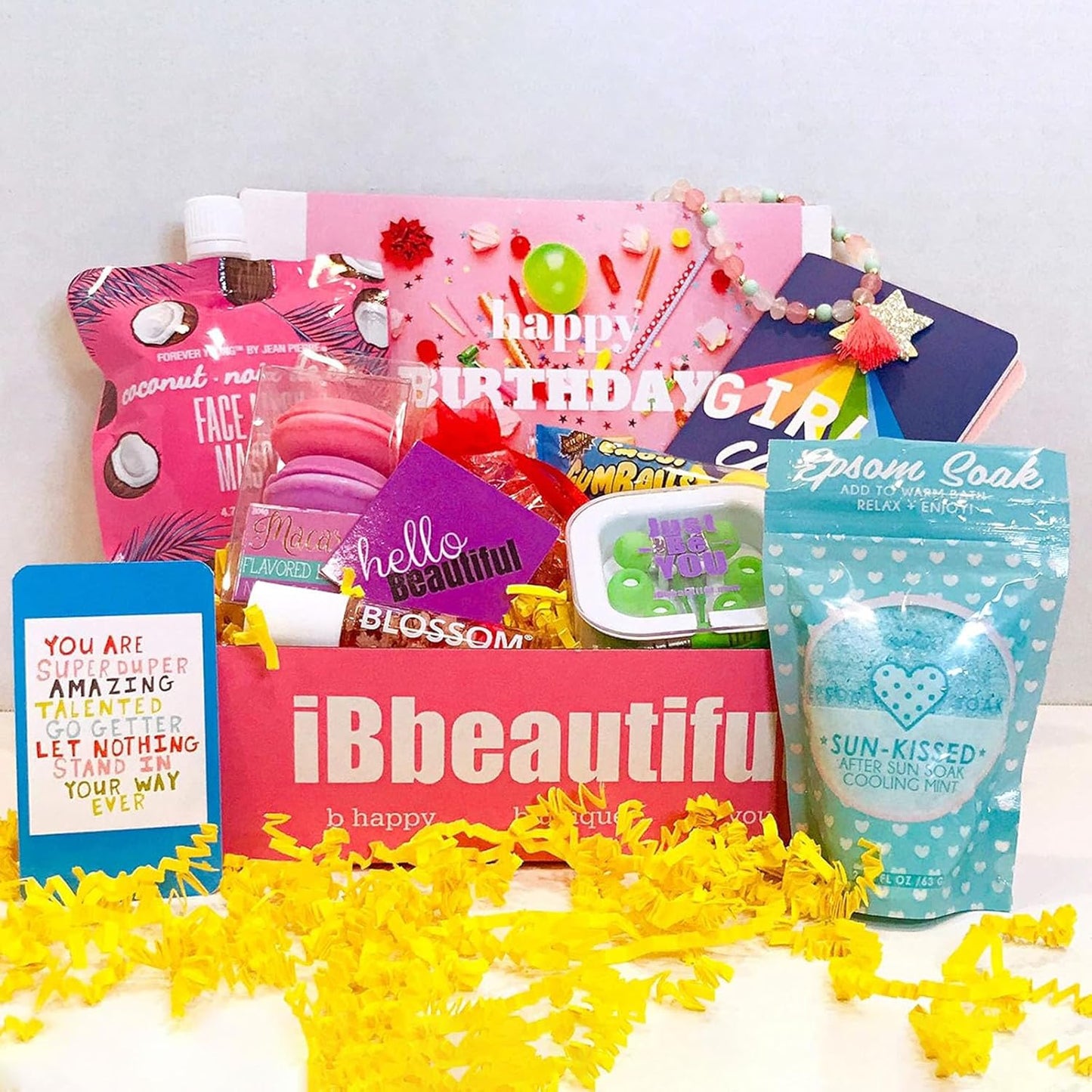 Zankubom 1 LB Lemon Yellow Crinkle Cut Paper Shred Filler Great for Gift Wrapping, Lemon Yellow Basket Fillers, Birthday, Gift Wrapping, Halloween Thanksgiving Christmas Party Decor Filling Supplies