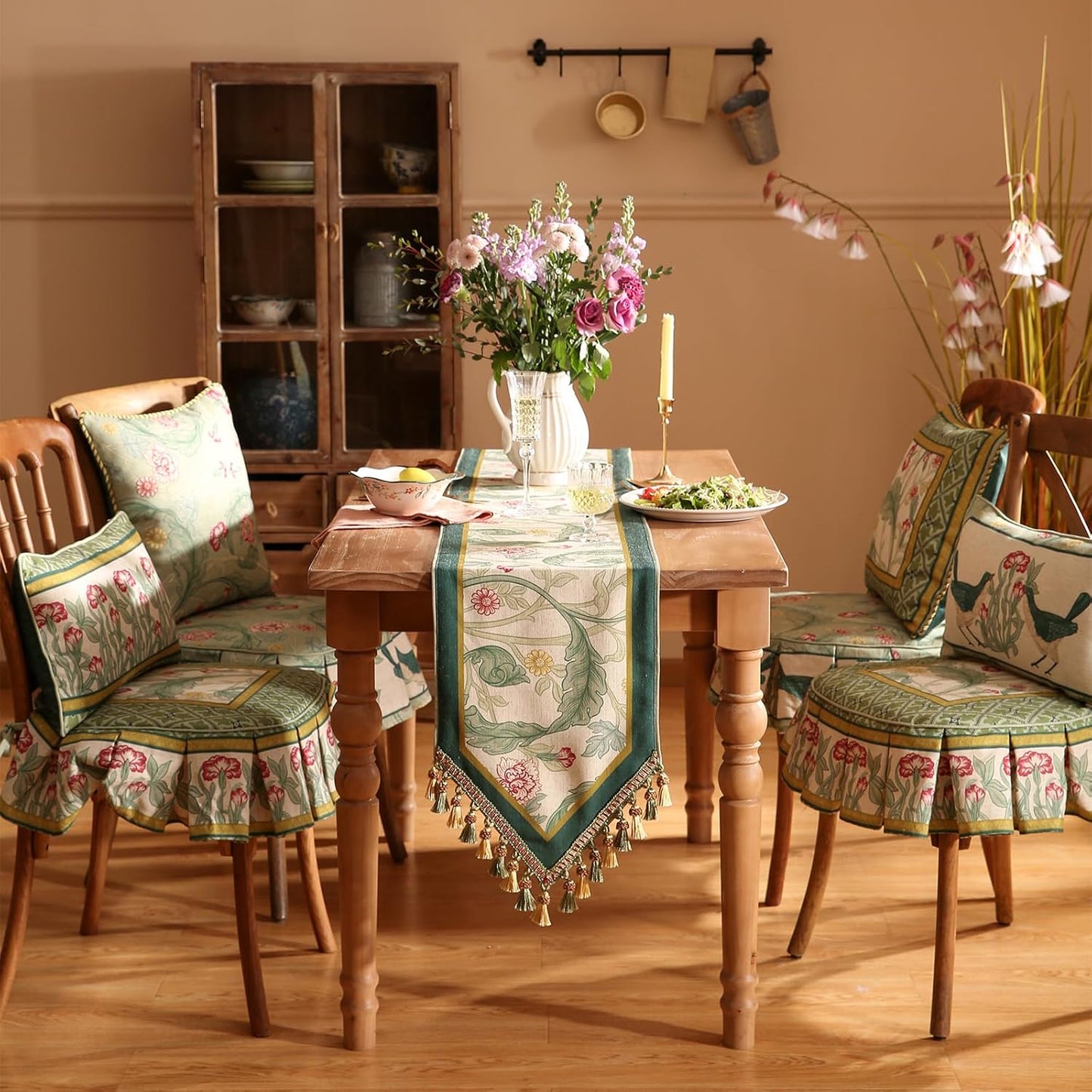 patdrea Designer Green Floral Table Runner,French Elegant Vibrant Rustic Linen with Green Leaves Patterns Fabric Table Mat,Decoration for Kitchen Dining Room Banquet Christmas,12"*102"