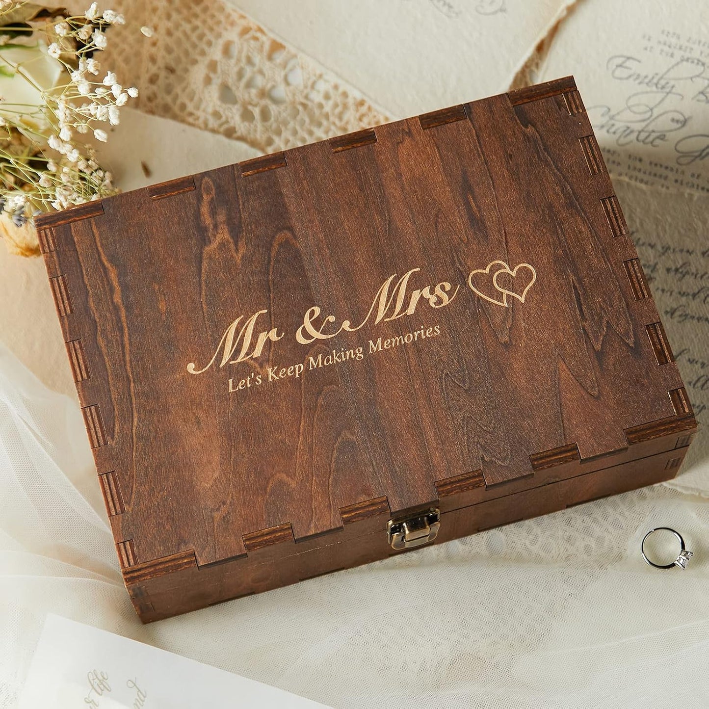 AW BRIDAL Wedding Keepsake Box with Lids, Mr and Mrs Engraved Wood Memories Box for Storage, Bridal Shower Gifts for Bride, Engagement Gifts for Couples, Wedding Gift for Bride and Groom