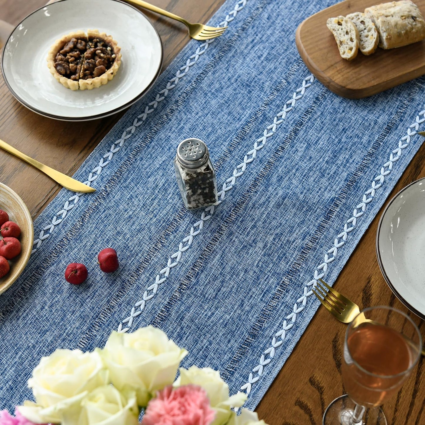 Artoid Mode Blue Rustic Cotton Linen Table Runner, Seasonal Embroidered Hollow Kitchen Dining Table Decoration for Home Party Decor 13x90 Inch
