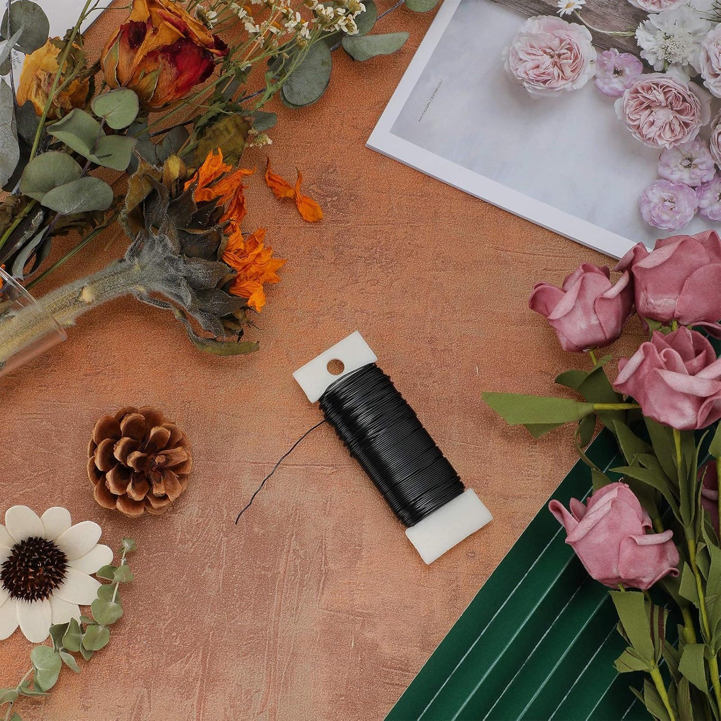 Hotop Floral Wire 38 Yards 114 Ft Florist Paddle Wire 22 Gauge Flexible Paddle for DIY Crafting Wreath, Floral Arrangement, Bouquet Stem Wrapping, Christmas Wreaths Tree, Wedding Bouquets(Black)