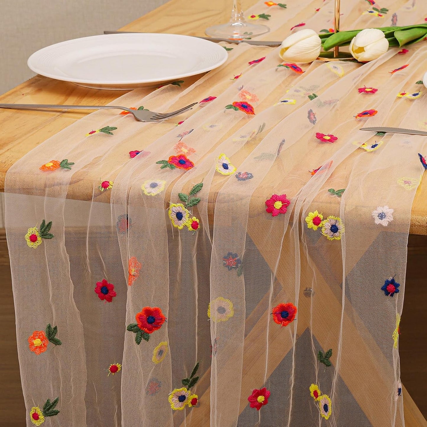 BINBE 12pcs Daisy Fall Table Runner Embroidery Gauze 10FT Florals Seasonal Tulle Holiday Birthday Kitchen Dining Table Decor for Home Party Champagne